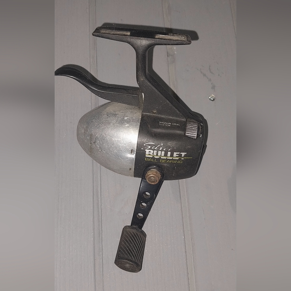 Vintage Silver Bullet Ball Braring Zebro  Fishing Reel
